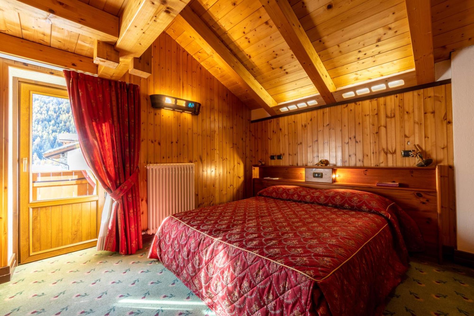 Hotel Bouton D'Or - קונייה מראה חיצוני תמונה
