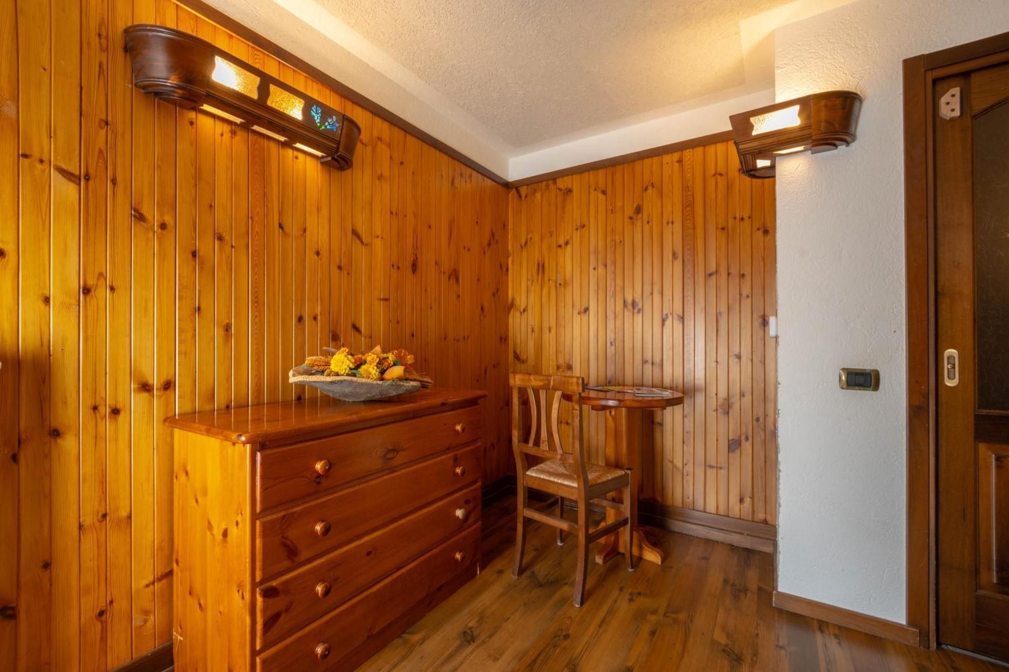 Hotel Bouton D'Or - קונייה מראה חיצוני תמונה