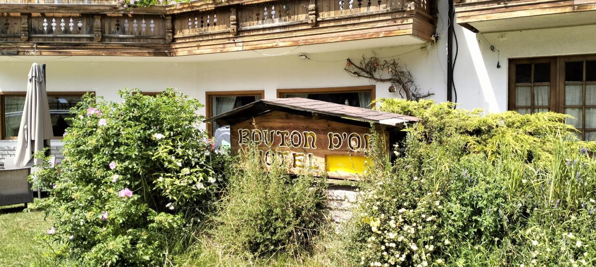 Hotel Bouton D'Or - קונייה מראה חיצוני תמונה