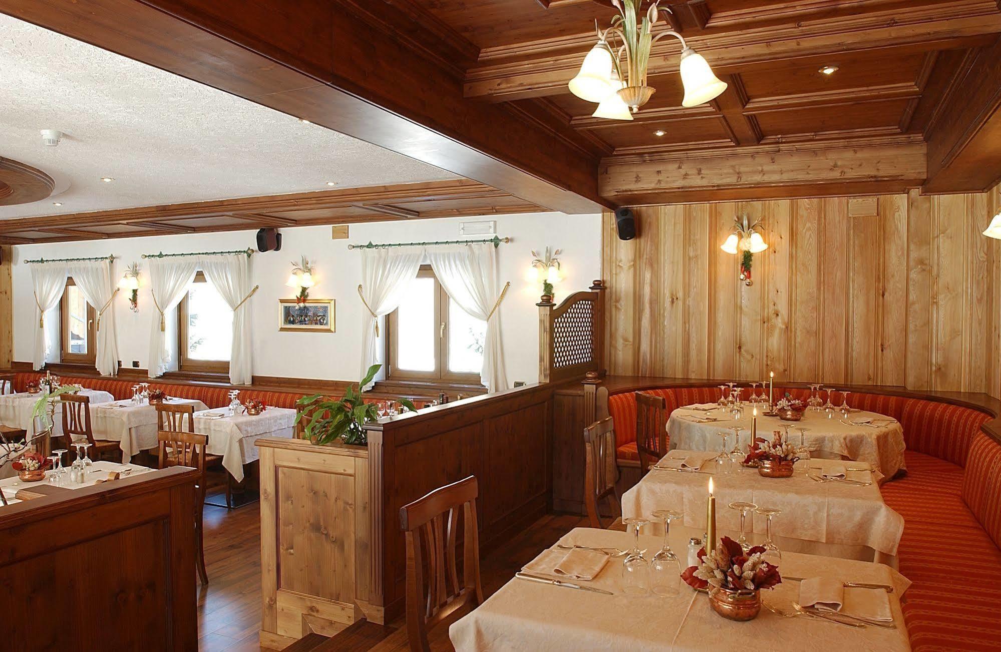 Hotel Bouton D'Or - קונייה מראה חיצוני תמונה